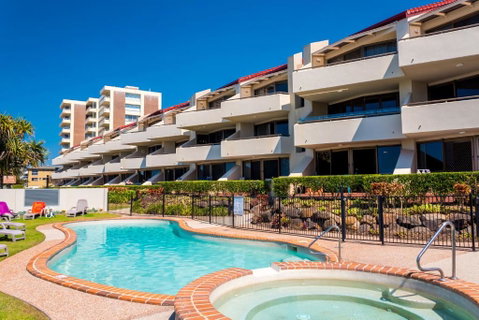 Sandrift Beachfront Apartments - Sunshine Coast Guide 0