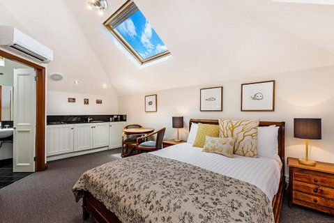 Sandstone Suites - In The Heart Of Port Fairy - Sunshine Coast Guide 0