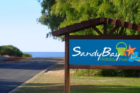 Sandy Bay Holiday Park - Sunshine Coast Guide 0