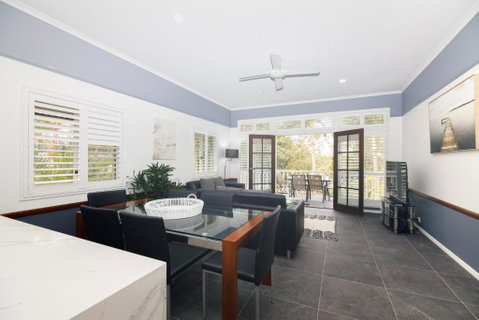 Sandy Beach Resort - Sunshine Coast Guide 2