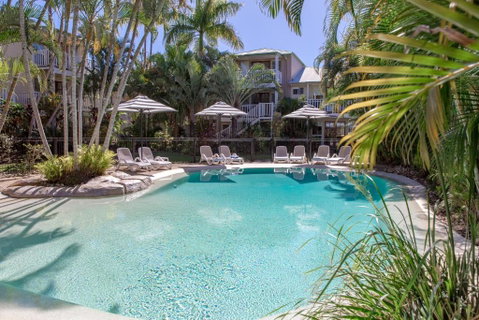 Sandy Beach Resort - Sunshine Coast Guide 0