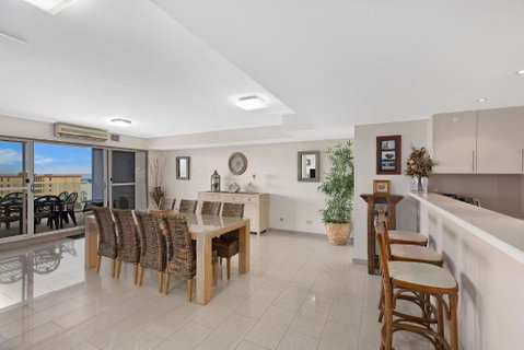 Sandy Cove Apartment The Entrance 48a - Sunshine Coast Guide 2