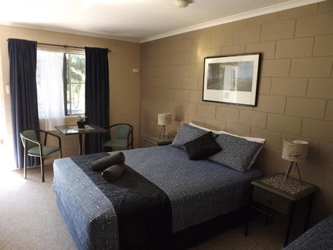 Sunbird Motel - Sunshine Coast Guide 2