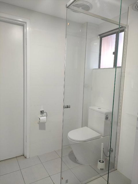 T&V Suites - Sunshine Coast Guide 3