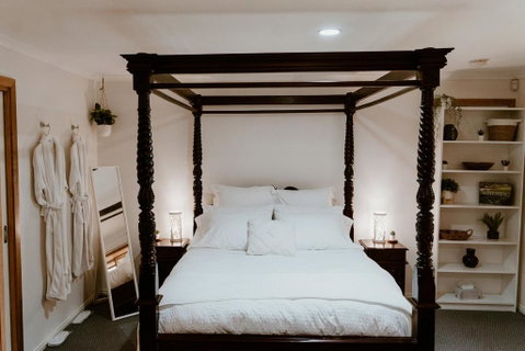 The Garden Suite - Sunshine Coast Guide 3