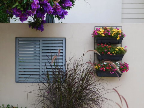 Beachport Bed & Breakfast - Sunshine Coast Guide 1