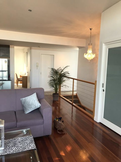 Beachside Apartments Bonbeach - Sunshine Coast Guide 3