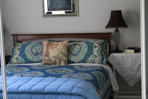 Bed And Breakfast In Perth - Sunshine Coast Guide 0