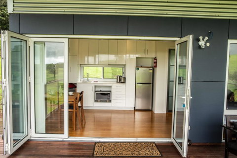 Beechmont Bean Cabins - Sunshine Coast Guide 1