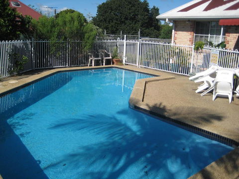 Beenleigh Village Motel - Sunshine Coast Guide 1