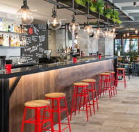 Beer Deluxe Albury - Sunshine Coast Guide