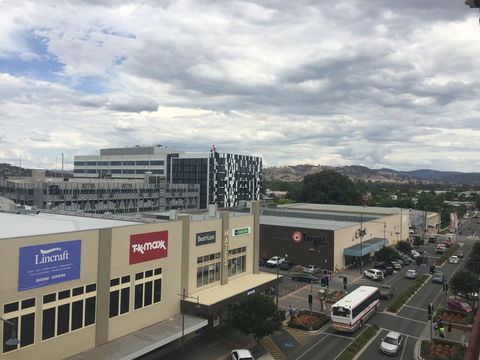 Beer Deluxe Albury - Sunshine Coast Guide 3