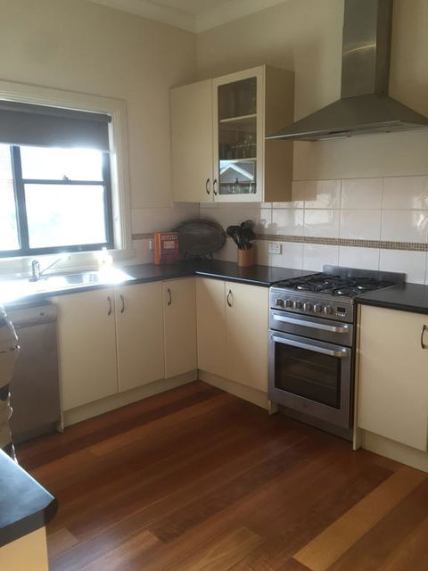 Bennett House Horsham - Sunshine Coast Guide 3