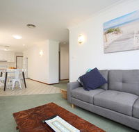 BILL'S - Sunshine Coast Guide