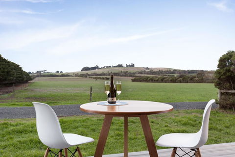 Bimbadeen Phillip Island Farm Retreats - Sunshine Coast Guide 3