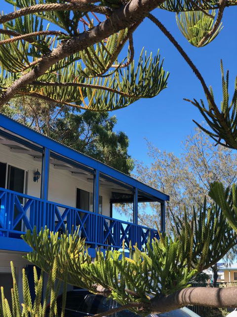 Blue Sky Escapes Beach House Ledge Point - Sunshine Coast Guide 0