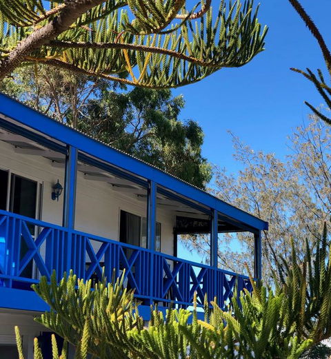 Blue Sky Escapes Beach House Ledge Point - Sunshine Coast Guide 3