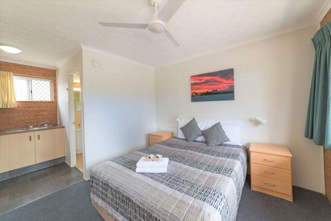 Blue Waters Motel - Sunshine Coast Guide 3
