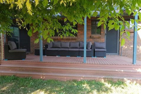 Blue Wren BnB Bathurst - Sunshine Coast Guide 3