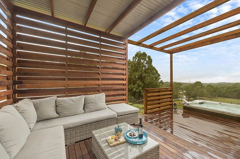 Blueberry Hills On Comleroy - Sunshine Coast Guide 1