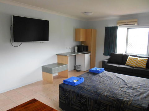 TI Motel Torres Strait - Sunshine Coast Guide 2