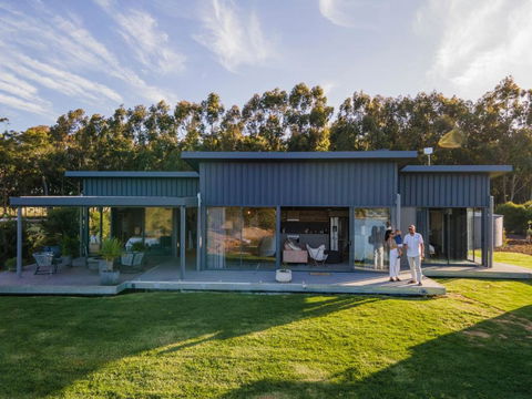 Zambezi Lodge, Down South Luxe Retreat - Sunshine Coast Guide 0