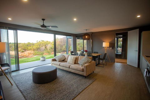 Zambezi Lodge, Down South Luxe Retreat - Sunshine Coast Guide 2