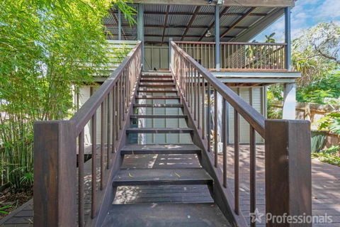 Zebulon - Sunshine Coast Guide 3