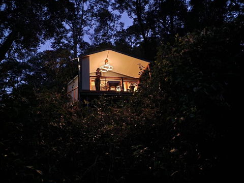 ZEN House Tiny House By The Lake - Sunshine Coast Guide 1