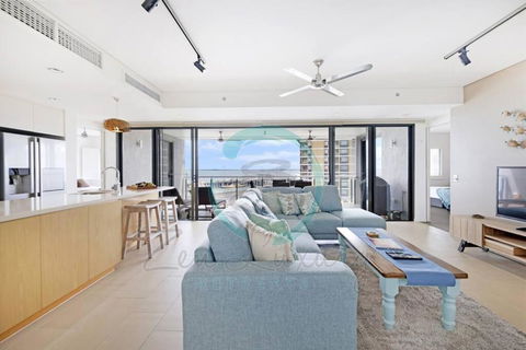 ZEN PARADISE - 2-BR Waterfront Ocean View Retreat - Sunshine Coast Guide 0