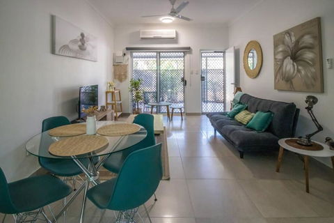 ZEN GARDEN - COZY 2-BR + Modern Design W/ Aircon - Sunshine Coast Guide 0