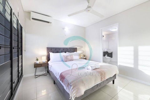Zen On Stuart: 3-BR Penthouse Pad + Pool + BBQ - Sunshine Coast Guide 1