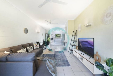 ZEN Westralia: 2-BR Cozy Inner-City Apt Near Shops - Sunshine Coast Guide 0