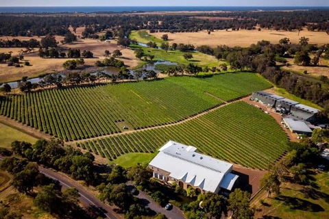 Busselton Jetty + Train Ride + Winery + Scenic Drive Full Day Tour - Sunshine Coast Guide 3