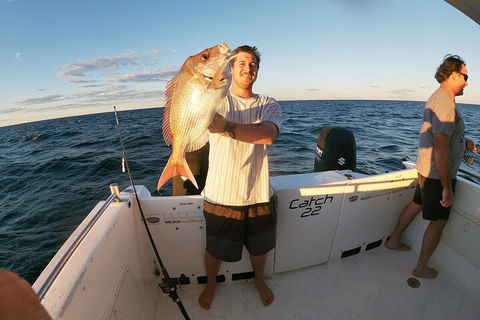 3/4 Day 7 Hour Offshore Fishing Charter - Sunshine Coast Guide 3