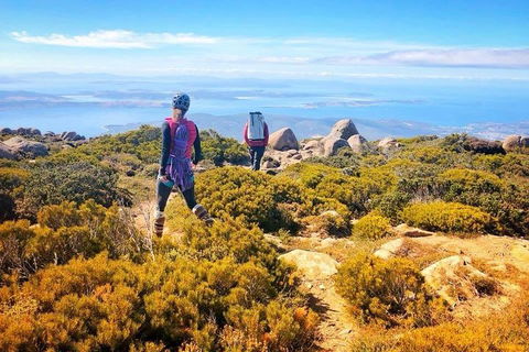 100 Metre Abseil Mount Wellington Hobart - Sunshine Coast Guide 5