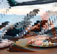 Fly  Sail Package With Providence - Sunshine Coast Guide