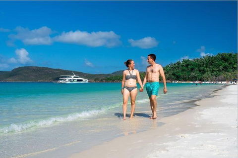 Whitehaven Beach Half-Day Cruises - Sunshine Coast Guide 3