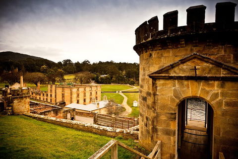 Port Arthur Express Shuttle - Sunshine Coast Guide 0