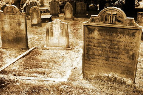 Southport Cemetery Paranormal Activity Tour QUEENSLAND - Sunshine Coast Guide 0