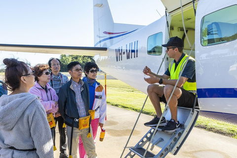 Scenic Flight - Great Barrier Reef, Heart Reef, Whitehaven Beach & Hill Inlet! - Sunshine Coast Guide 1