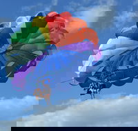 Gold Coast Jetboat and Parasail Combo - For 2 people - Sunshine Coast Guide