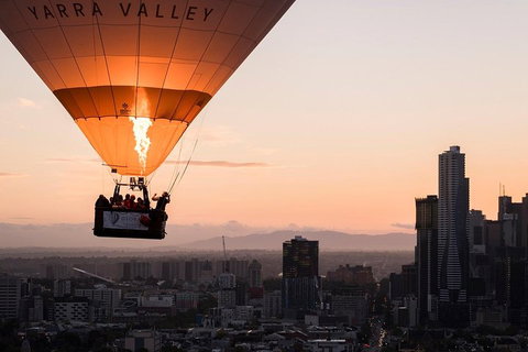 Melbourne Balloon Flight At Sunrise - Sunshine Coast Guide 5